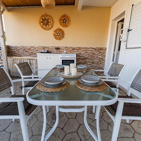 Aperanto Galazio Apartment Архангелос Екстериор снимка