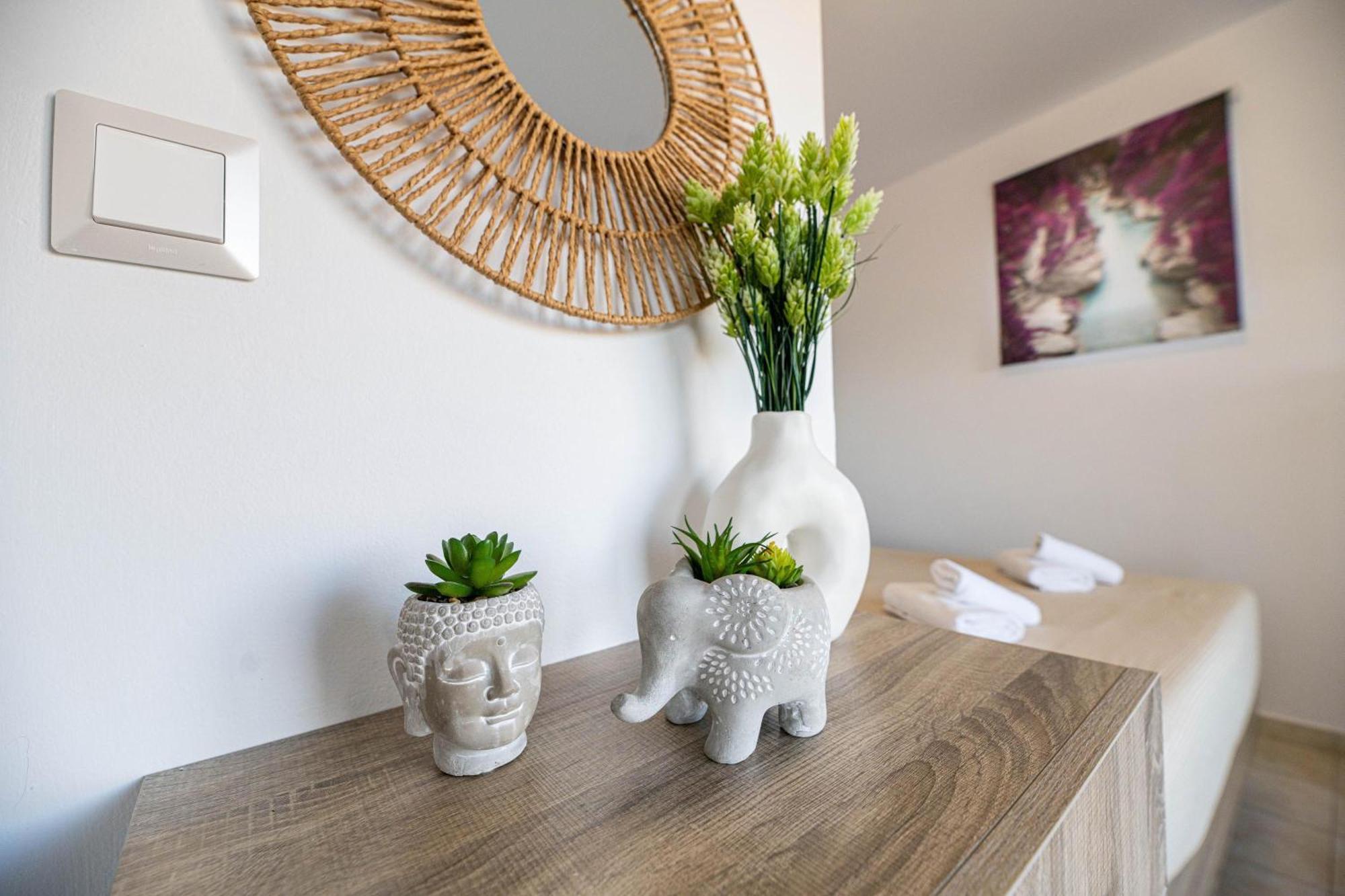 Aperanto Galazio Apartment Архангелос Екстериор снимка