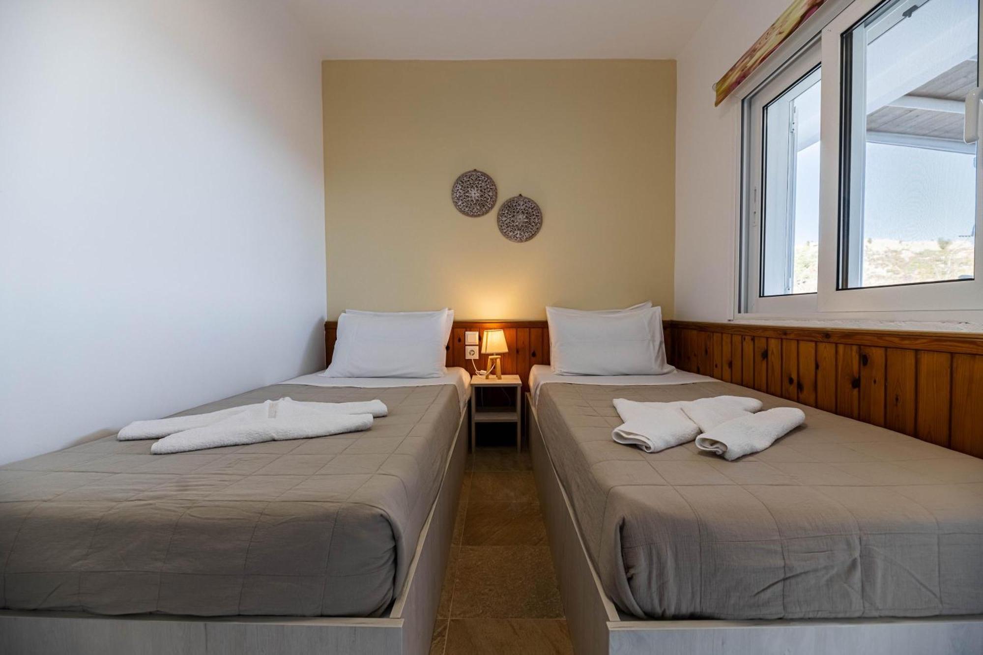 Aperanto Galazio Apartment Архангелос Екстериор снимка