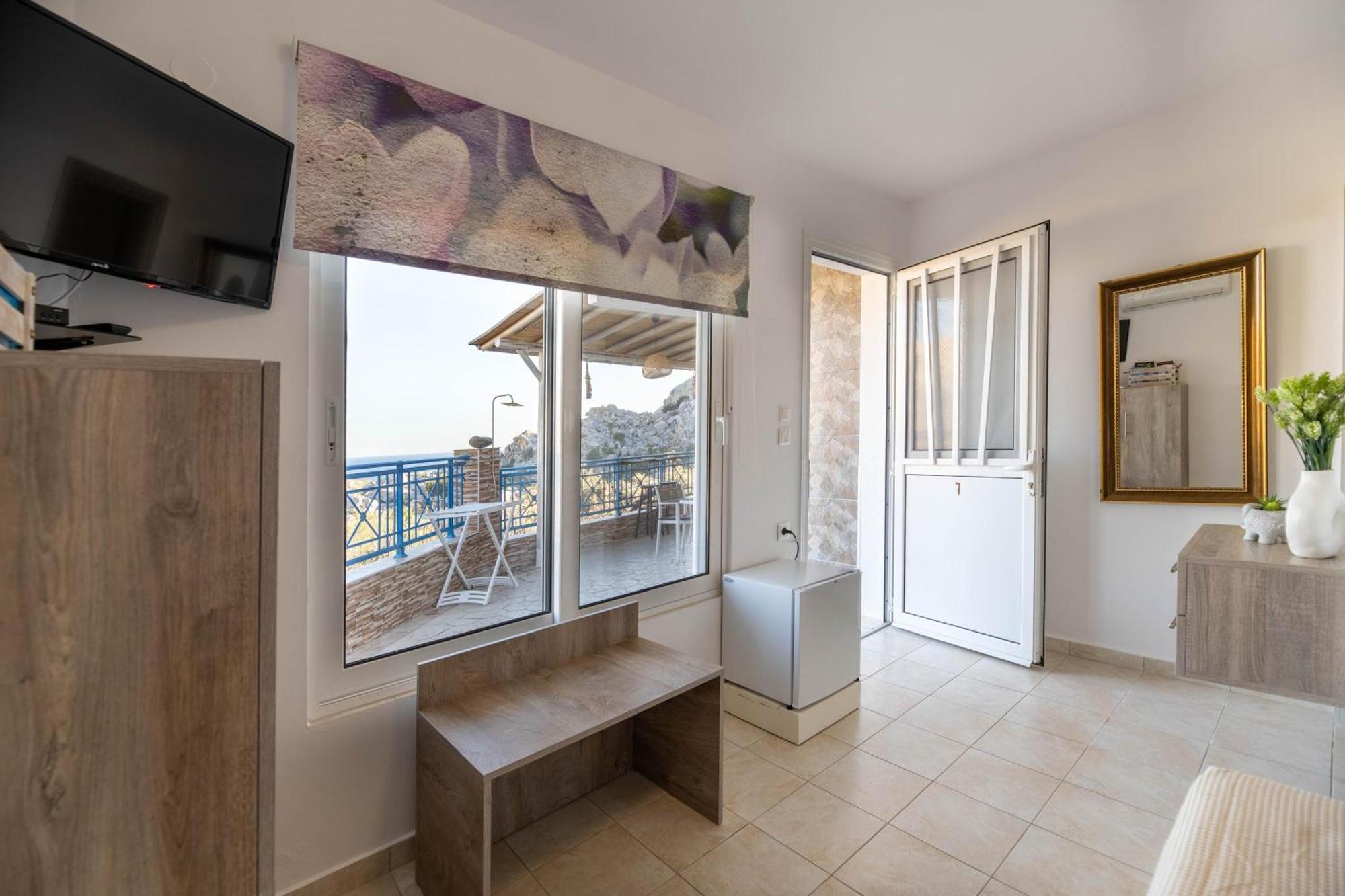 Aperanto Galazio Apartment Архангелос Екстериор снимка